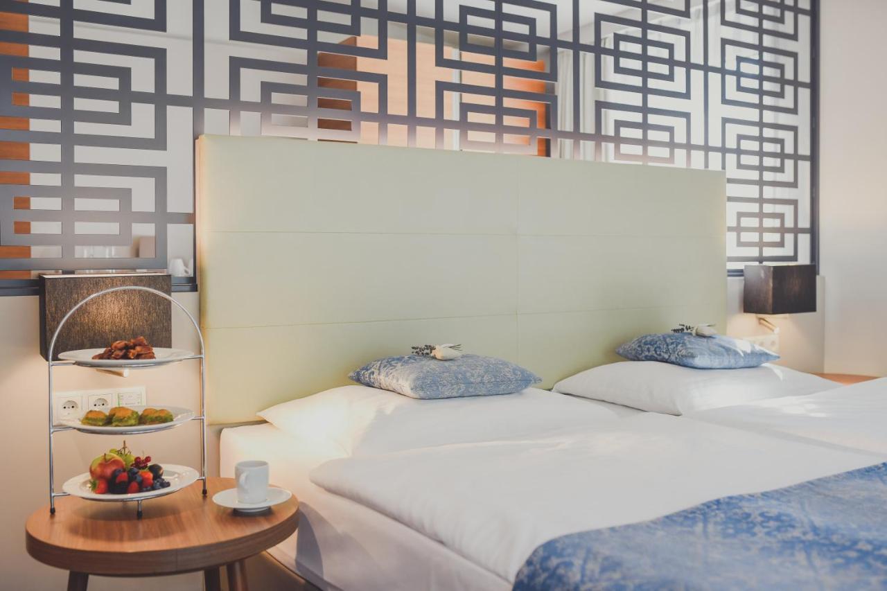 Senftenberg Nuhr Medical - Hotel & Restaurant المظهر الخارجي الصورة