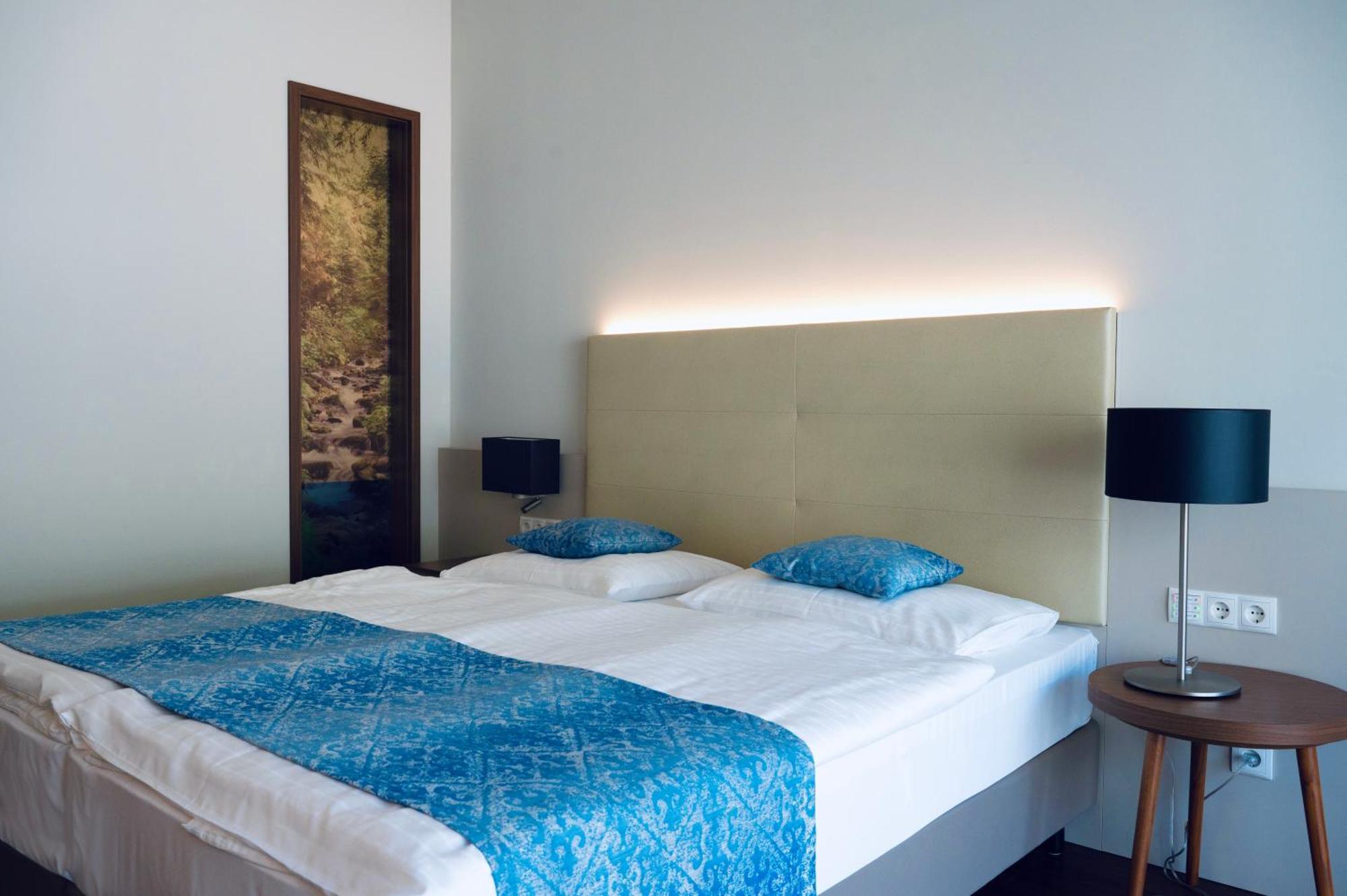 Senftenberg Nuhr Medical - Hotel & Restaurant المظهر الخارجي الصورة